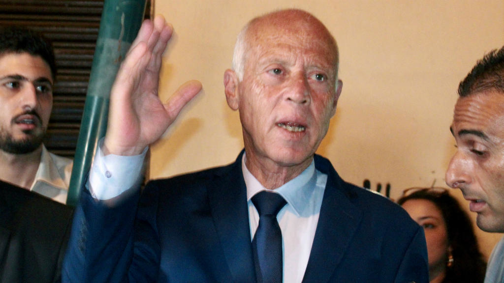 التمور 22 سعيد “يوبخ” مسؤولا بسبب المغرب