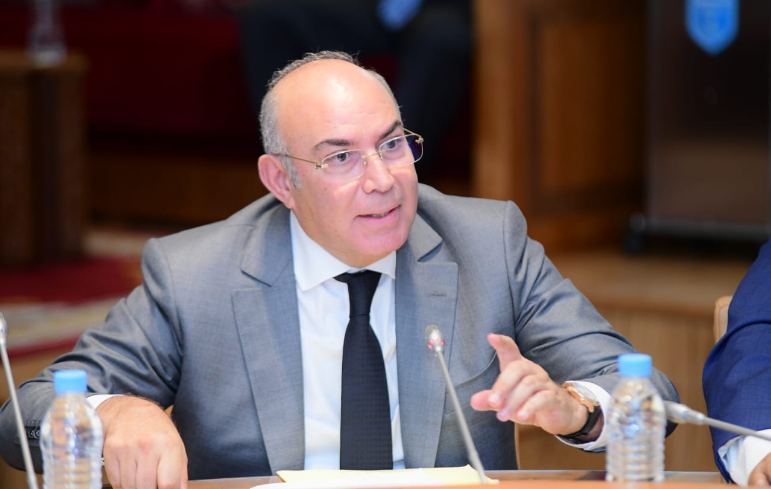غيات: عائلات المسؤولين والوزراء ليست حلبة لتصفية الحسابات السياسية غيات: عائلات المسؤولين والوزراء ليست حلبة لتصفية الحسابات السياسية