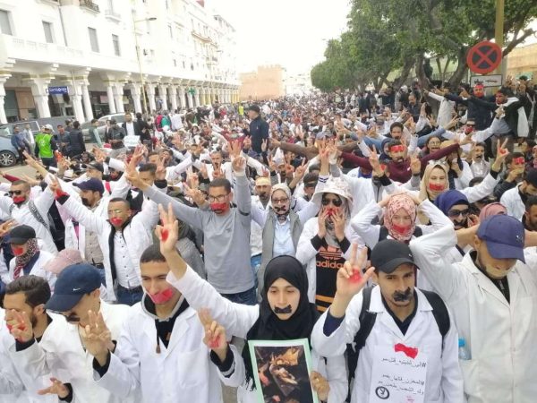 تأخر ترقيات الأساتذة يثير استياء برلمانيا تأخر ترقيات الأساتذة يثير استياء برلمانيا