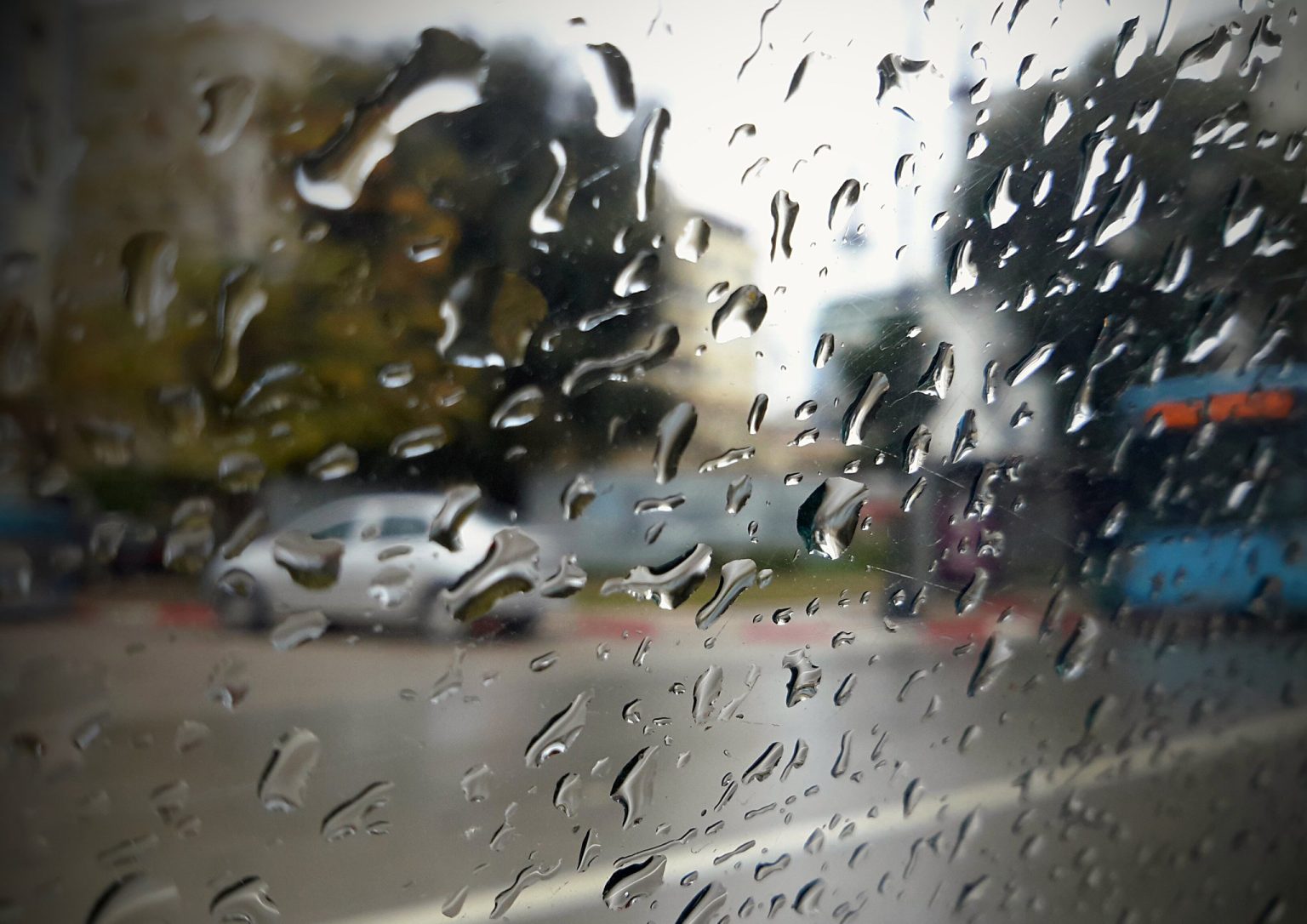 الأمطار 21 حصيلة التساقطات المطرية خلال 24 ساعة الماضية