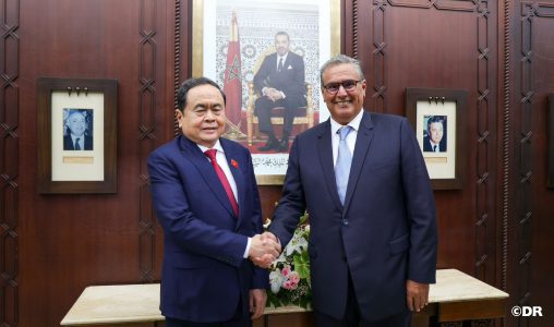 رئيس الحكومة يجري مباحثات مع رئيس الجمعية الوطنية لفيتنام