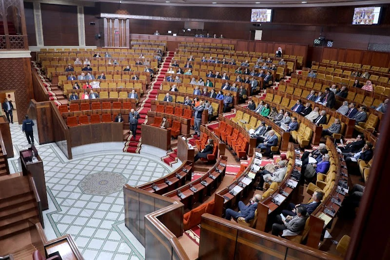 برلماني  متهم بالسمسرة في أراضٍ محجوزة بالمحاكم