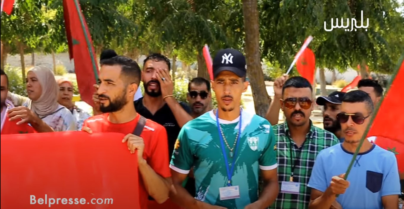 القنيطرة: بغينا “بقاعينا”.. المقصيون من السكن بعين السبع المخاليف يحتجون القنيطرة: بغينا “بقاعينا”.. المقصيون من السكن بعين السبع المخاليف يحتجون