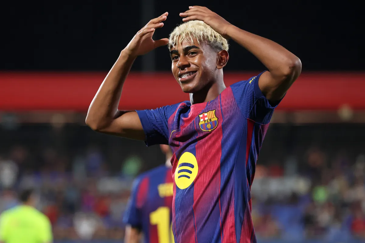 برشلونة يبدأ رحلة الدفاع عن لقبه بمواجهة صعبة أمام ريال مايوركا