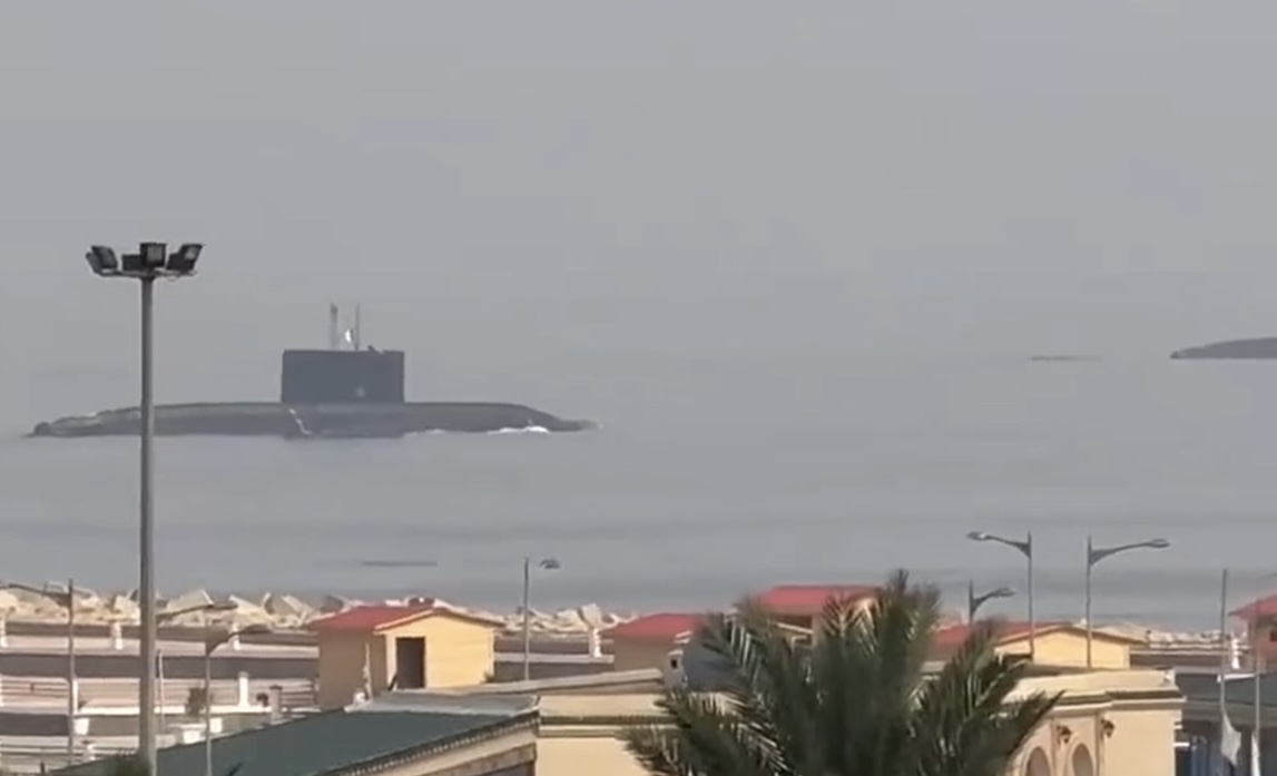تقرير يفضح فيديو ظهور غواصات جزائرية قرب تونس لحماية أسطول الصمود