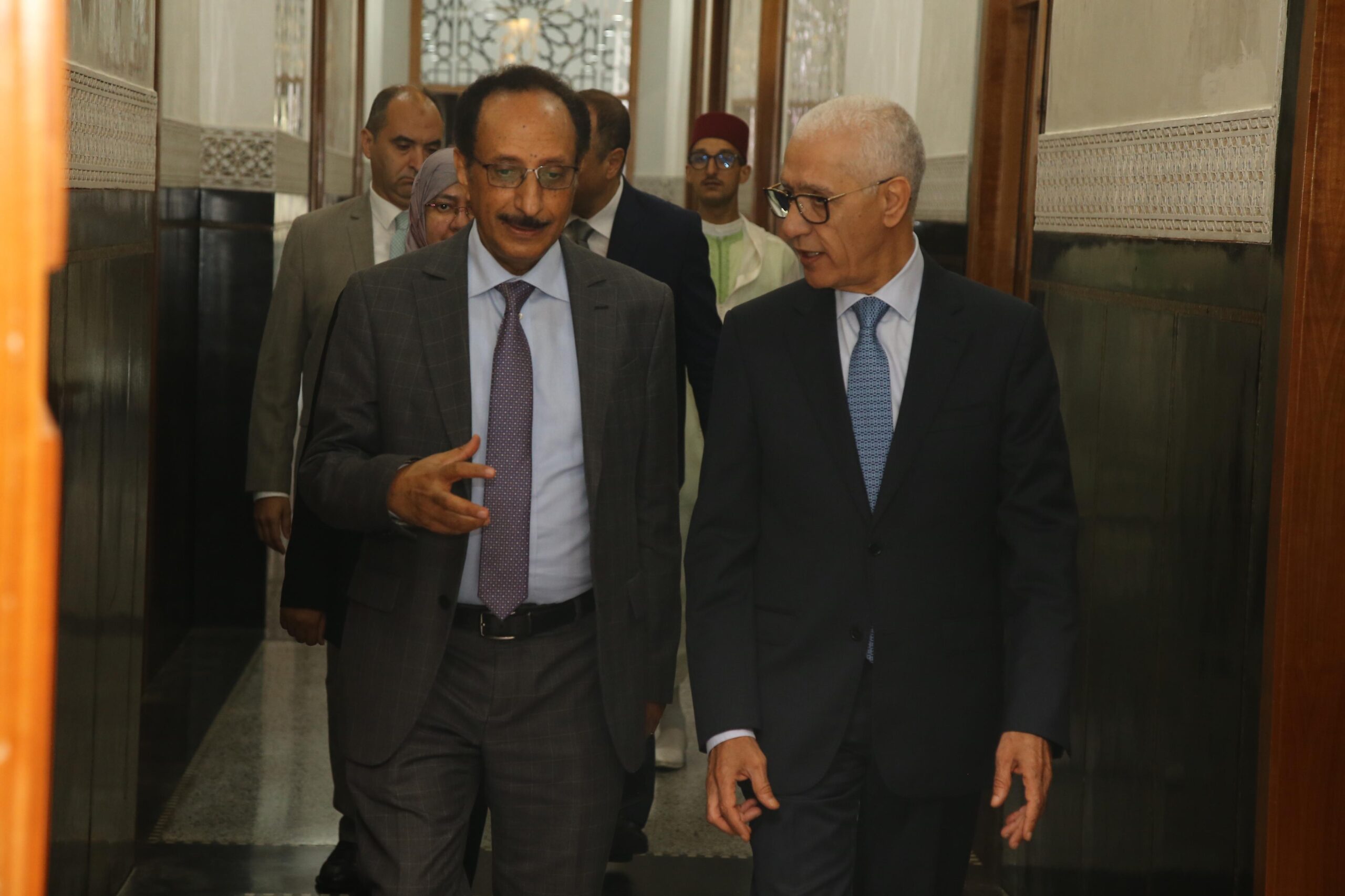 الطالبي العلمي يبحث مع السفير اليمني سبل التعاون البرلماني