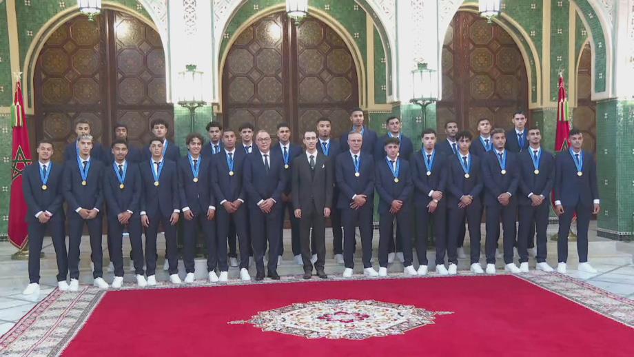 ولي العهد يترأس حفلا تكريميا لأشبال الأطلس ولي العهد يترأس حفلا تكريميا لأشبال الأطلس