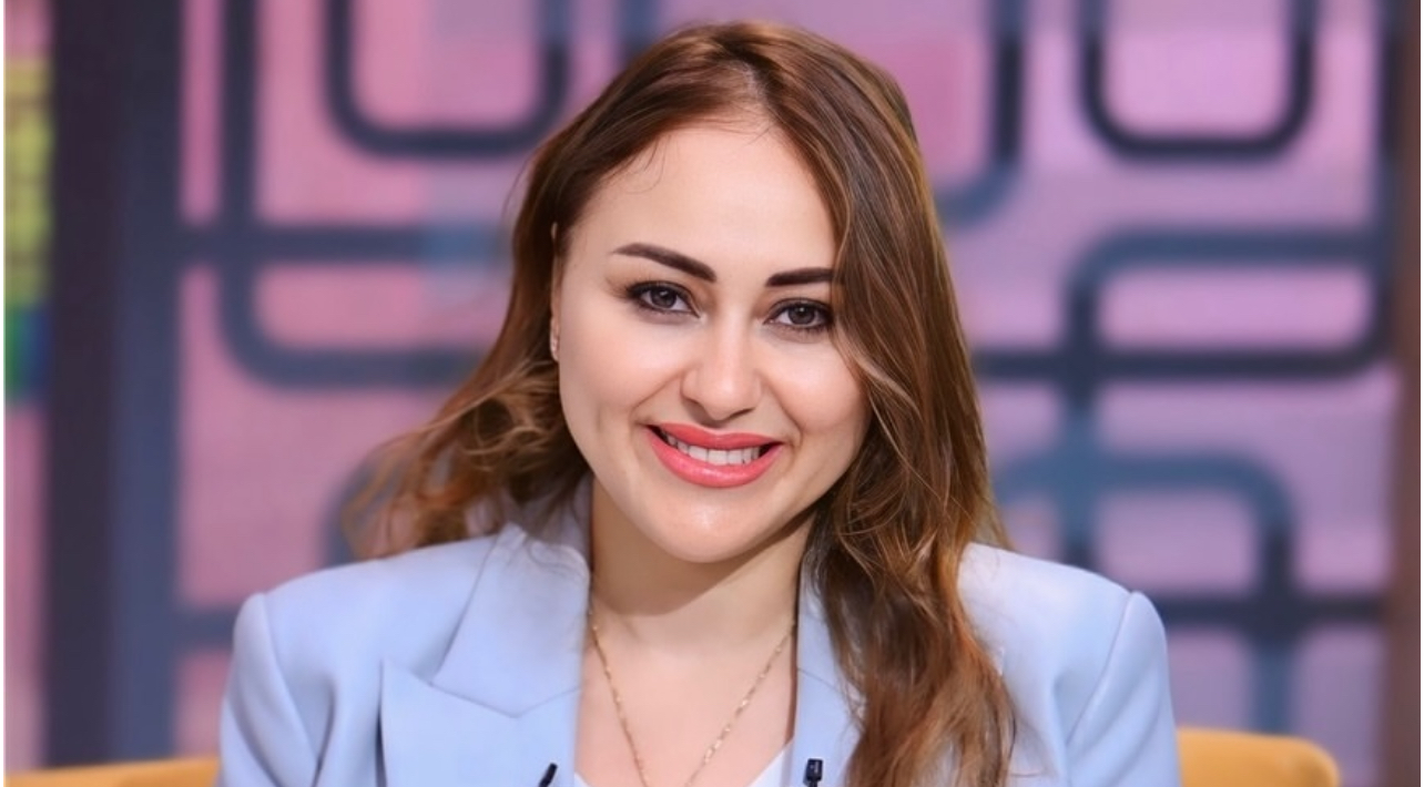 فاطنة بنكيران لبلبريس: أراهن على الكوميديا لتخفيف الضغوط عن الناس