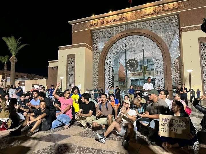 الغلوسي: الأحزاب تعيش على الشعارات والوقت حان للتجديد
