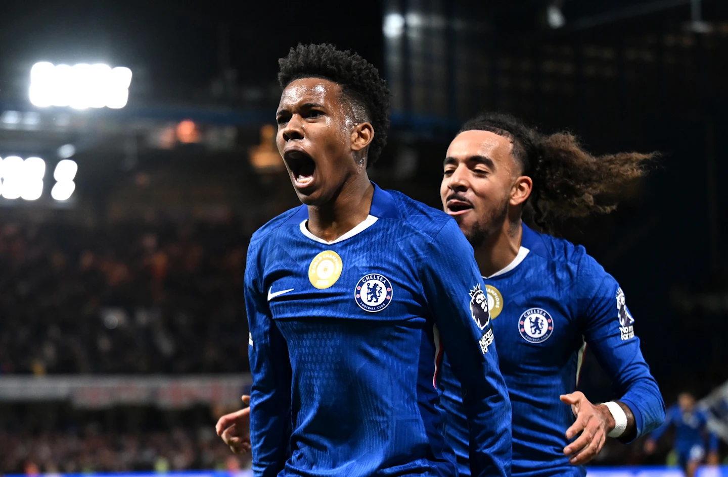 تشيلسي يصفع ليفربول بهدف استيفاو في قمة الدوري الانجليزي