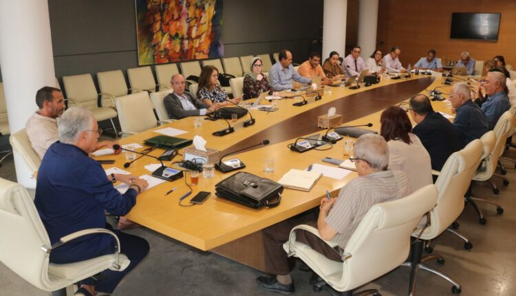 “الكتاب”: الإنصات والحوار هو السبيل الأمثل للتعامل مع “جيل Z”