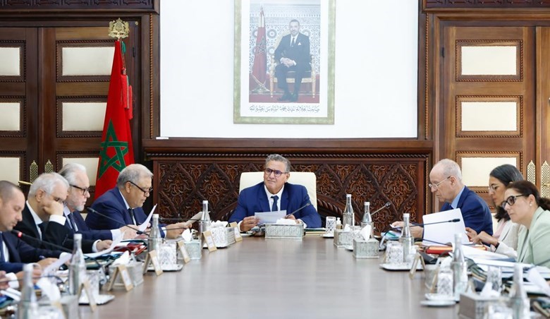 حنيش عميدا لكلية الحقوق السويسي لكن متى تعيين عميد كلية أكدال؟؟