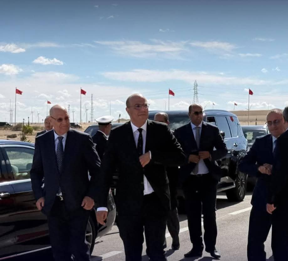 وفد برلماني إفريقي يزور منشآت استراتيجية بجهة العيون وفد برلماني إفريقي يزور منشآت استراتيجية بجهة العيون