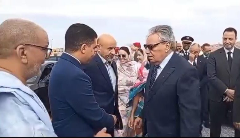 جدل امتناع والي كلميم عن مصافحة مستشار جماعي يصل البرلمان