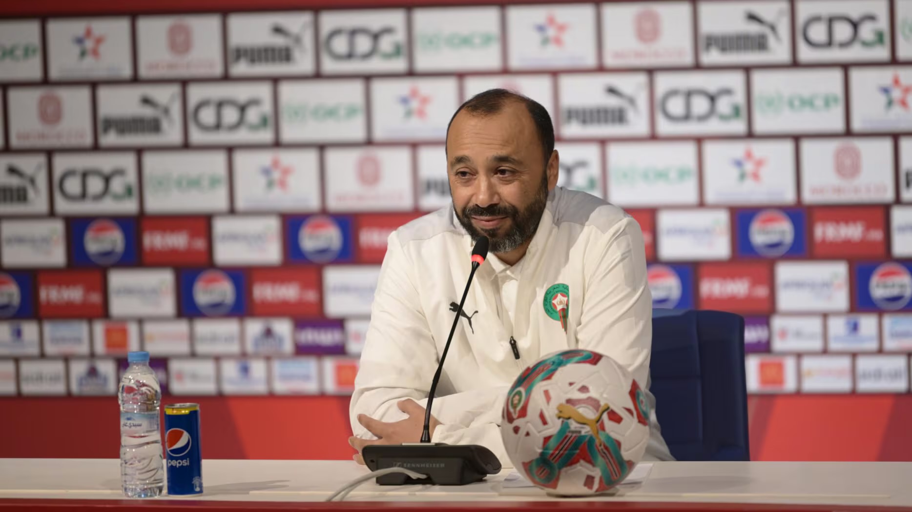 السكتيوي يستدعي 29 لاعبًا لقائمة الرديف استعدادًا لكأس العرب بقطر