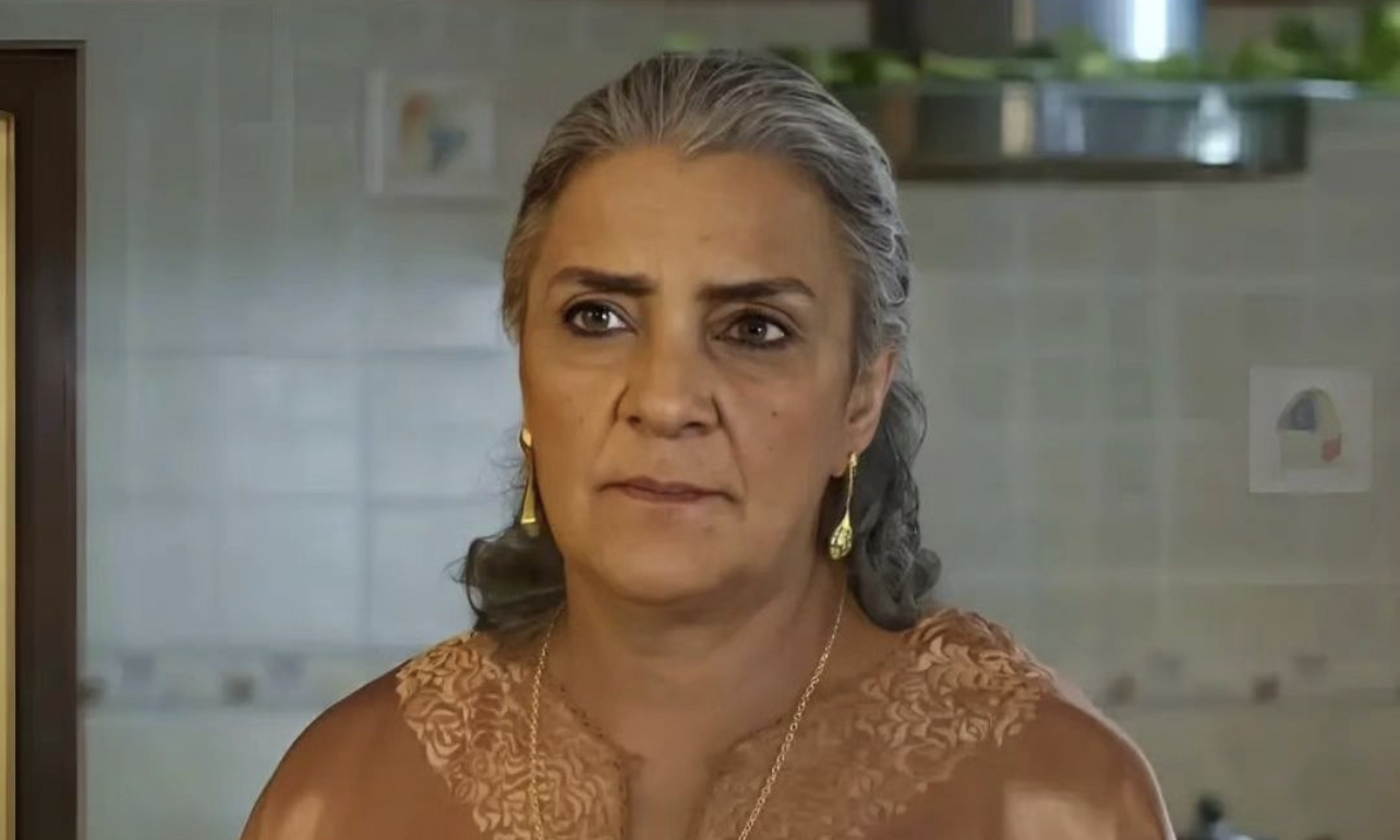 راوية 19 راوية تكشف تفاصيل عناق الأميرة لالة أم كلثوم لها