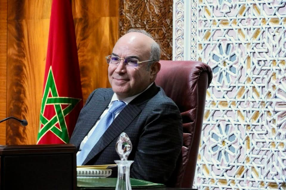 محمد غيات 14 غيات: الثقة في المؤسسات تبدأ من تخليق الممارسة البرلمانية