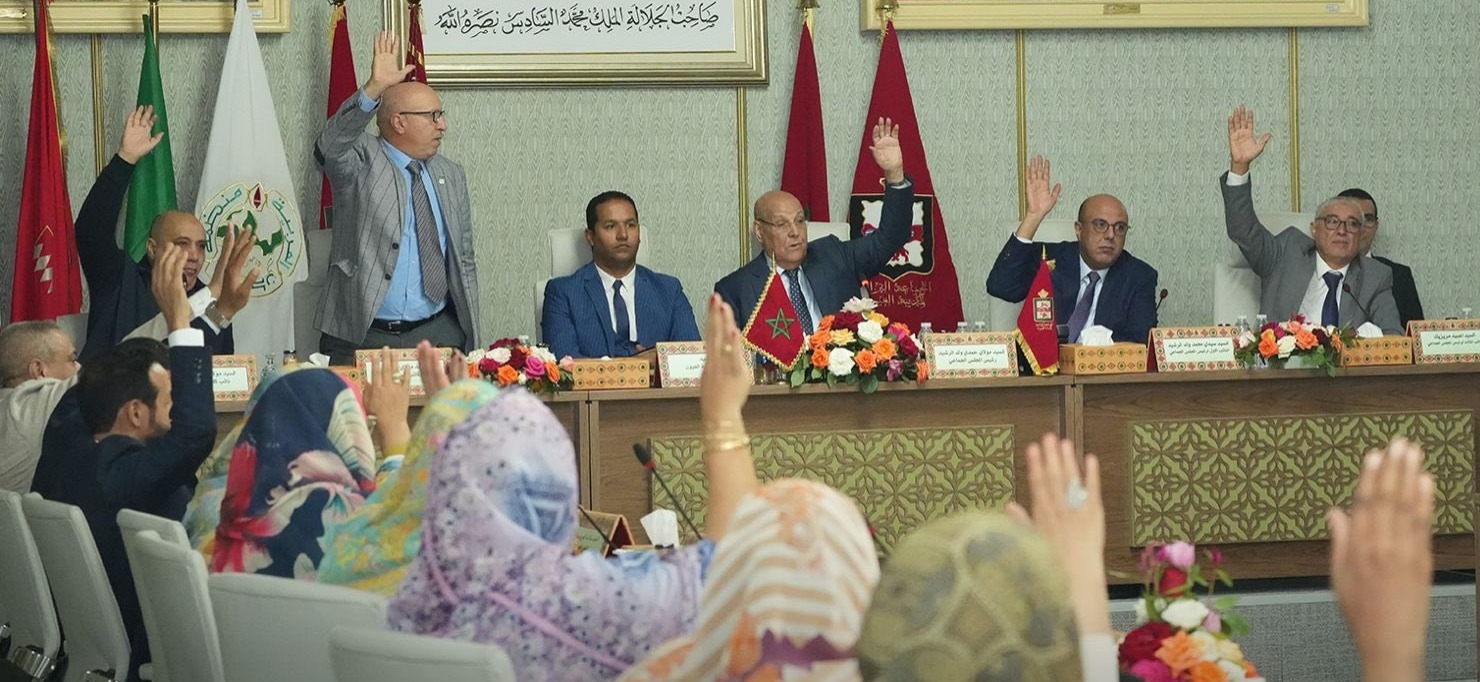 دورة استثنائية 14 مجلس جماعة العيون يعقد دورة استثنائية للمصادقة على الميزانية