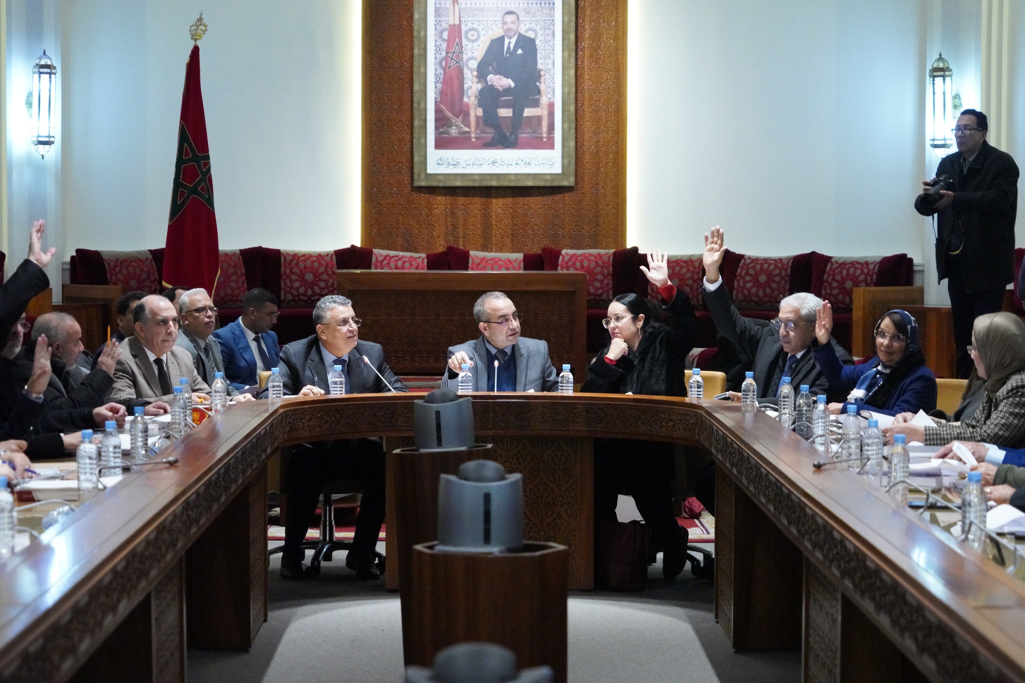 العدل 14 المسطرة المدنية تعبر لجنة العدل وسط انقسام برلماني ونقاش دستوري
