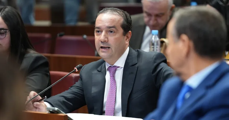 شوكي بالداخلة لاحتواء التوتر وتقوية الأحرار بالأقاليم الجنوبية