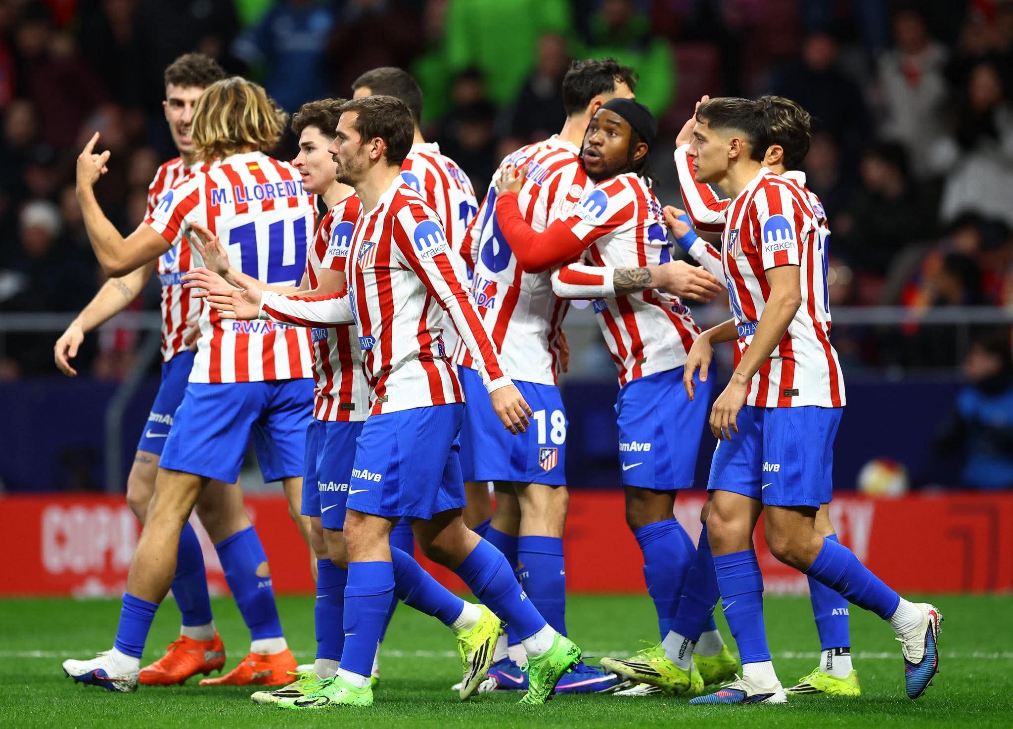 أتلتيكو مدريد يسحق برشلونة برباعية في ذهاب كأس ملك إسبانيا أتلتيكو مدريد يسحق برشلونة برباعية في ذهاب كأس ملك إسبانيا