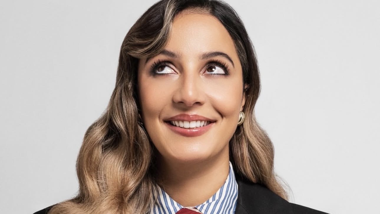 الجوهري تتجاوز أزمتها النفسية وتقدم عرضا فكاهيا الجوهري تتجاوز أزمتها النفسية وتقدم عرضا فكاهيا