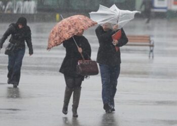 الاثنين.. رياح عاصفية وتساقطات قوية بعدد من مناطق المملكة