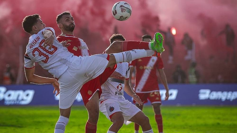 الوداد وأولمبيك آسفي في ديربي مغربي بربع نهائي كأس الكونفدرالية