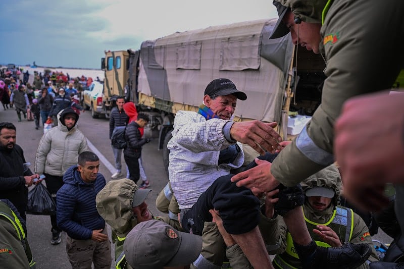 القنيطرة تشرع في إعادة المتضررين إلى دواوير المكرن القنيطرة تشرع في إعادة المتضررين إلى دواوير المكرن