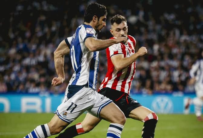 ريال سوسيداد يواجه أتلتيكو مدريد في قمة نهائي كأس الملك ريال سوسيداد يواجه أتلتيكو مدريد في قمة نهائي كأس الملك