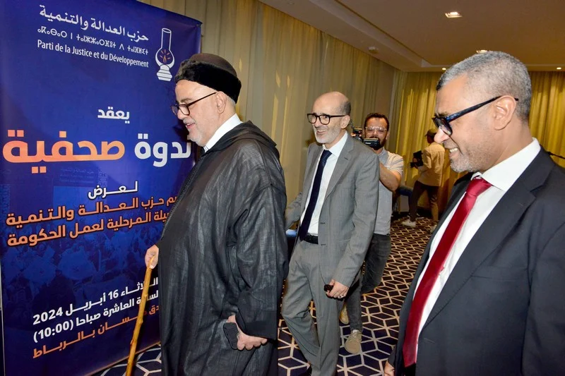 منتخبون يغادرون “البيجيدي” ويفجرون خلافا داخله قبيل الانتخابات