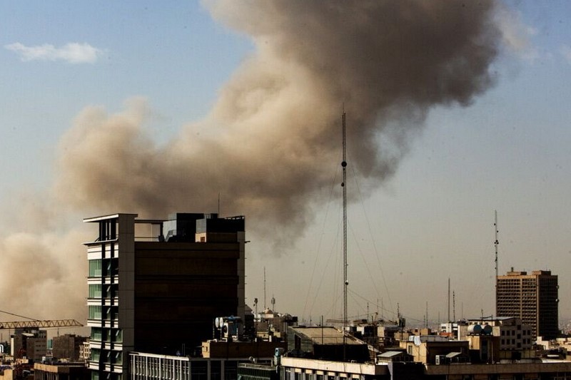 أحزاب سياسية مغربية تتفاعل مع الهجوم الإسرائيلي الأمريكي على إيران