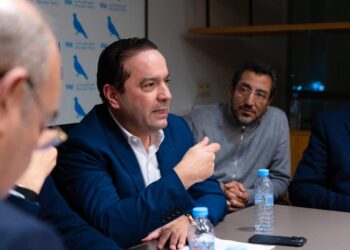 “الخيط الأبيض” يُنهي أزمة بنرقية ويقطع الطريق أمام”ميركاتو البام”