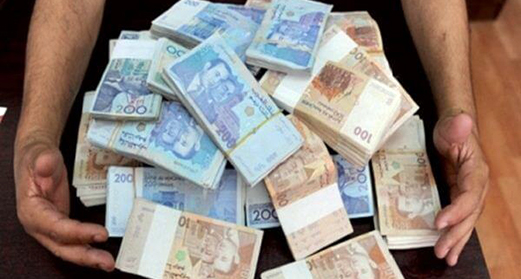 تحويلات بمليارات تفضح شبكة لغسل أموال المخدرات