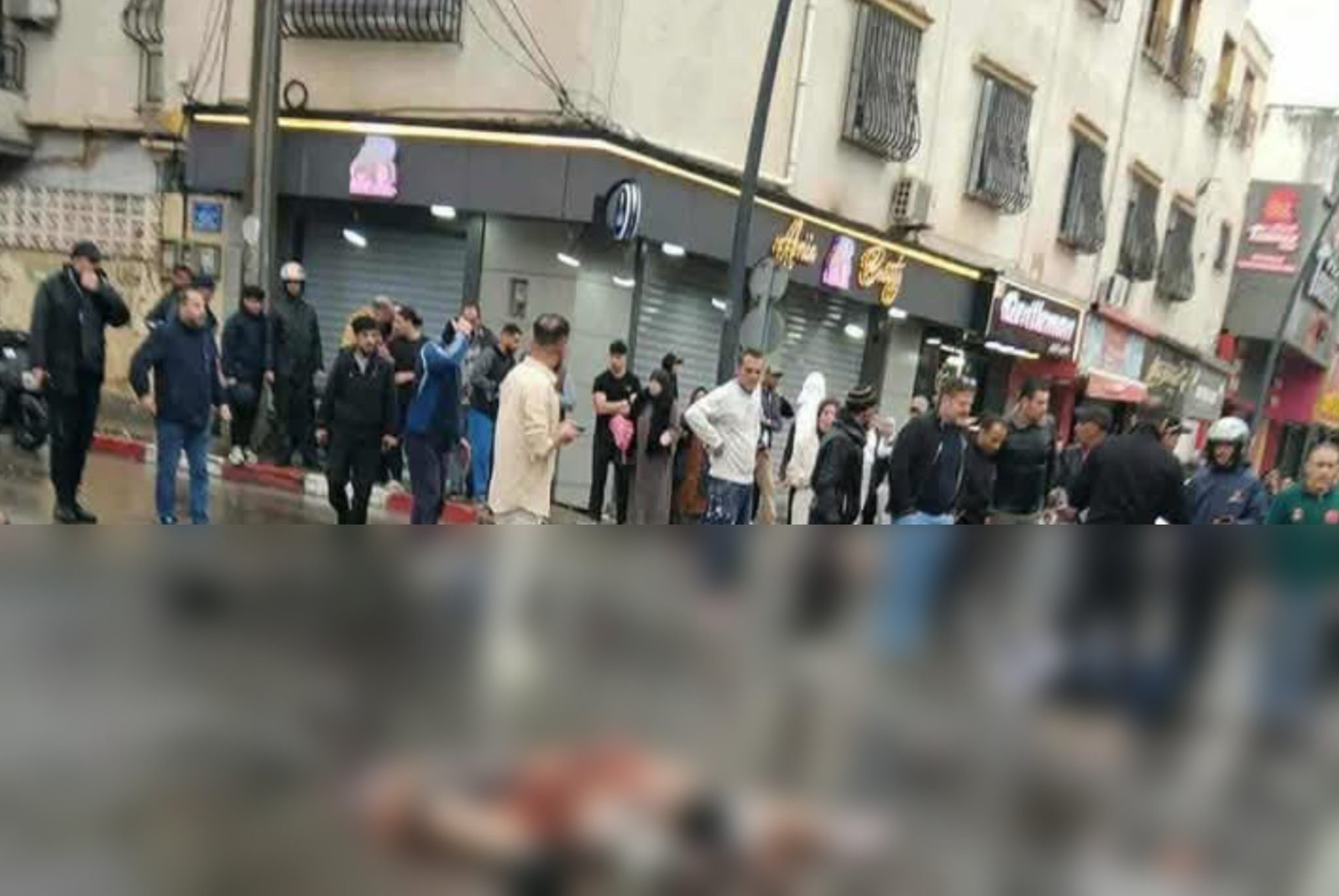 عاجل..تفجيرات إرهابية بالجزائر تزامنا مع زيارة البابا (فيديو)