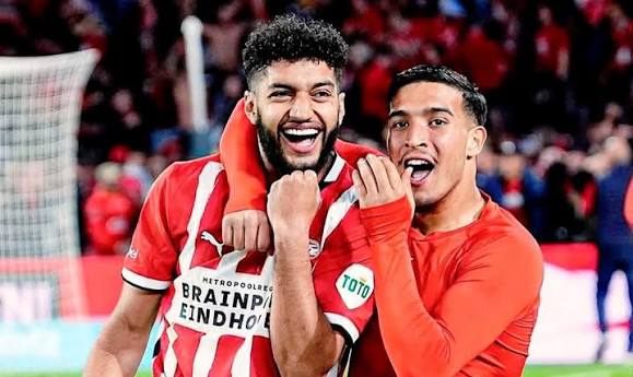بصمة مغربية.. الصيباري ودريوش يقربان إيندهوفن من لقب الدوري