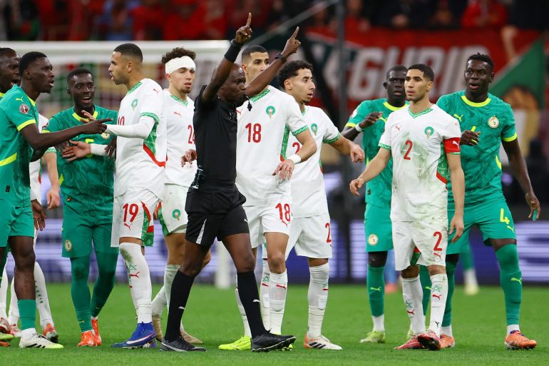 “لوموند” تكشف تفاصيل مثيرة عن نهائي “الكان” بين المغرب والسنغال
