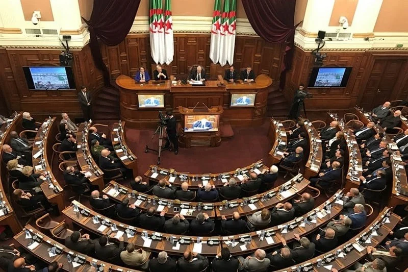 الجزائر تستعد للانتخابات.. هل يعكس البرلمان الجديد طموحات الشعب؟