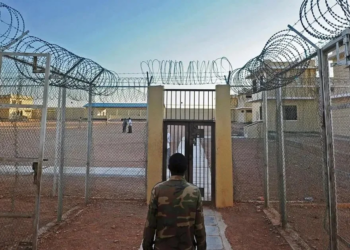 مغاربة محتجزون بالصومال..وحقوقيون يطالبون الخارجية بتدخل عاجل