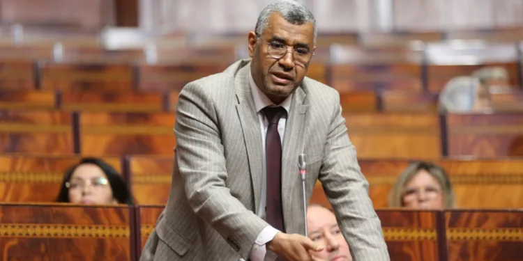 “البيجيدي” يسحب تعديلات الإعفاء من شهادة الكفاءة بقانون المحاماة “البيجيدي” يسحب تعديلات الإعفاء من شهادة الكفاءة بقانون المحاماة