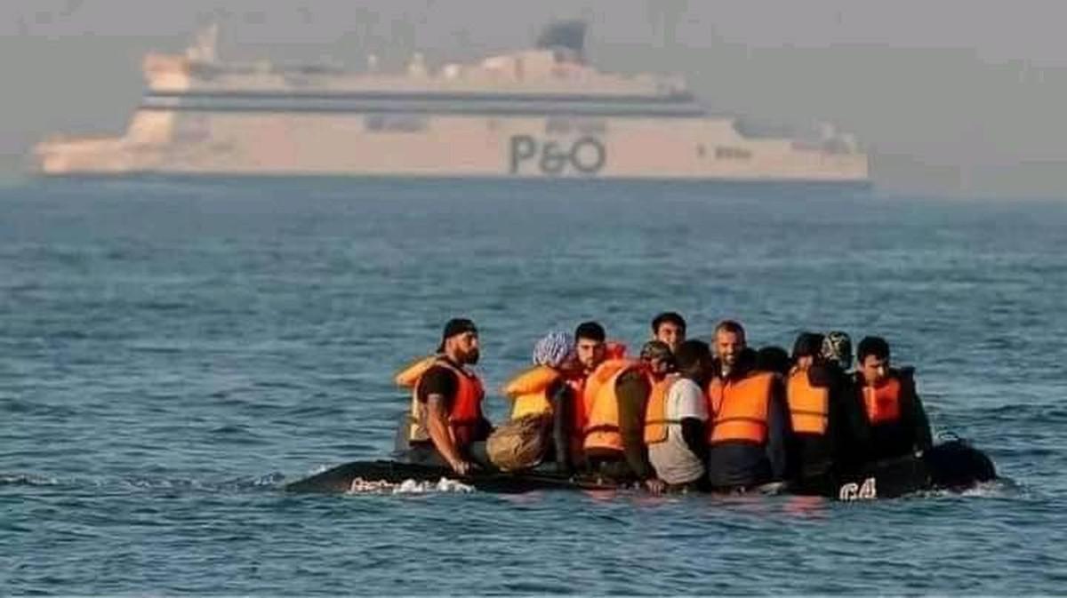 هروب الشباب يفضح أكذوبة “القوة الضاربة” الجزائرية هروب الشباب يفضح أكذوبة “القوة الضاربة” الجزائرية
