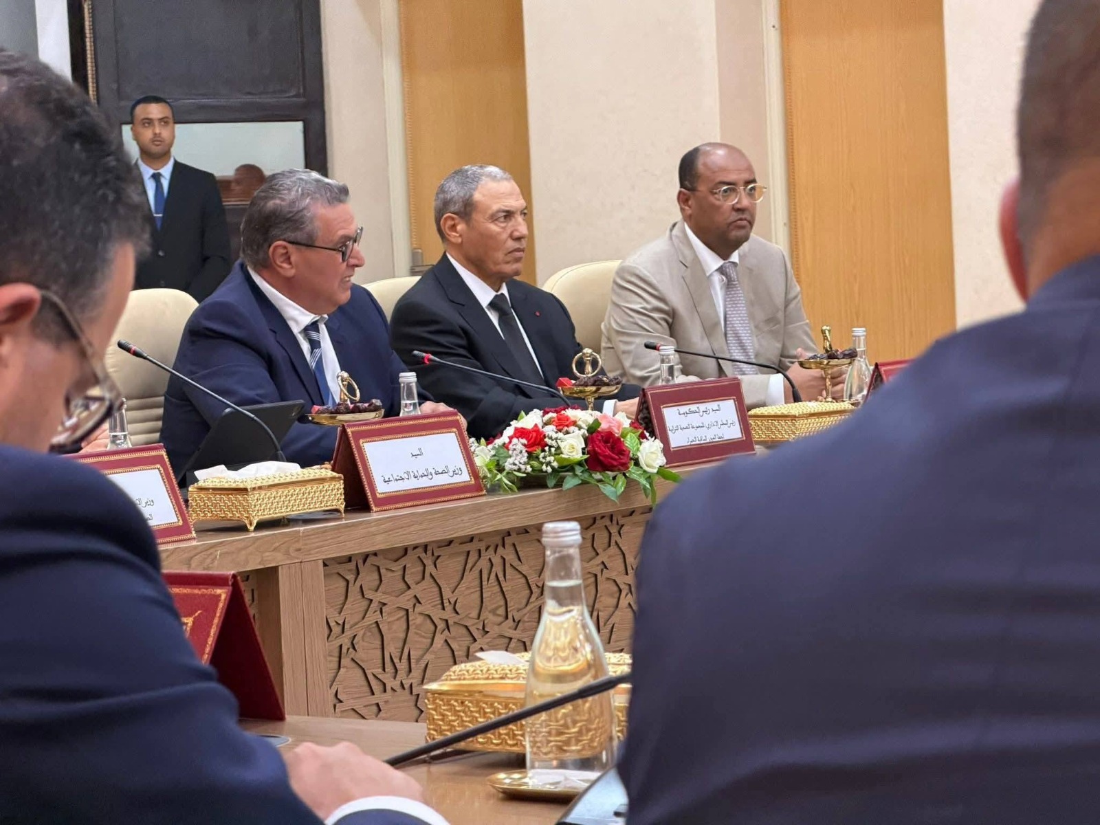 أخنوش يترأس أول مجلس إدارة للمجموعة الصحية الترابية بجهة العيون أخنوش يترأس أول مجلس إدارة للمجموعة الصحية الترابية بجهة العيون