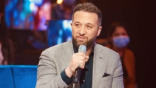 رياض العمر يتحدث لـ”بلبريس” عن مراحل إصدار “عرس القمر” رياض العمر يتحدث لـ”بلبريس” عن مراحل إصدار “عرس القمر”
