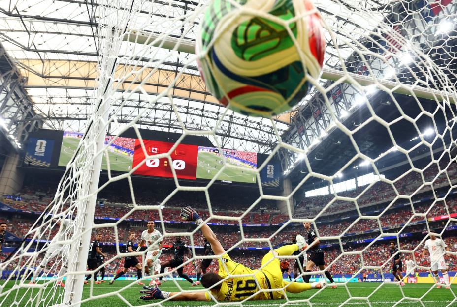 أرقام قياسية يحققها المنتخب المغربي بعد التأهل لربع المونديال أرقام قياسية يحققها المنتخب المغربي بعد التأهل لربع المونديال
