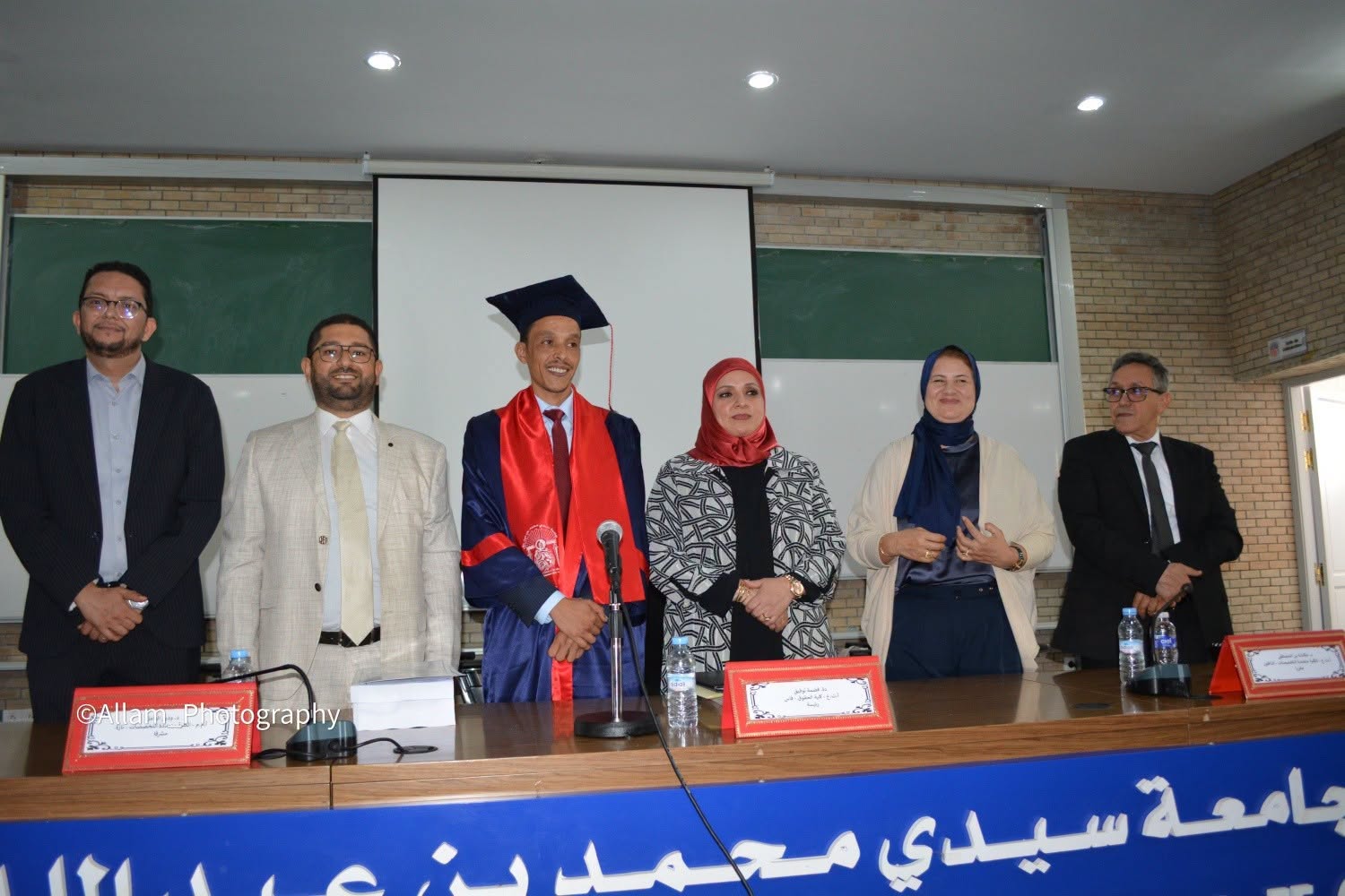 الديمقراطية 15 الزميل حسن قديم يناقش أطروحة دكتوراه حول الديمقراطية التشاركية