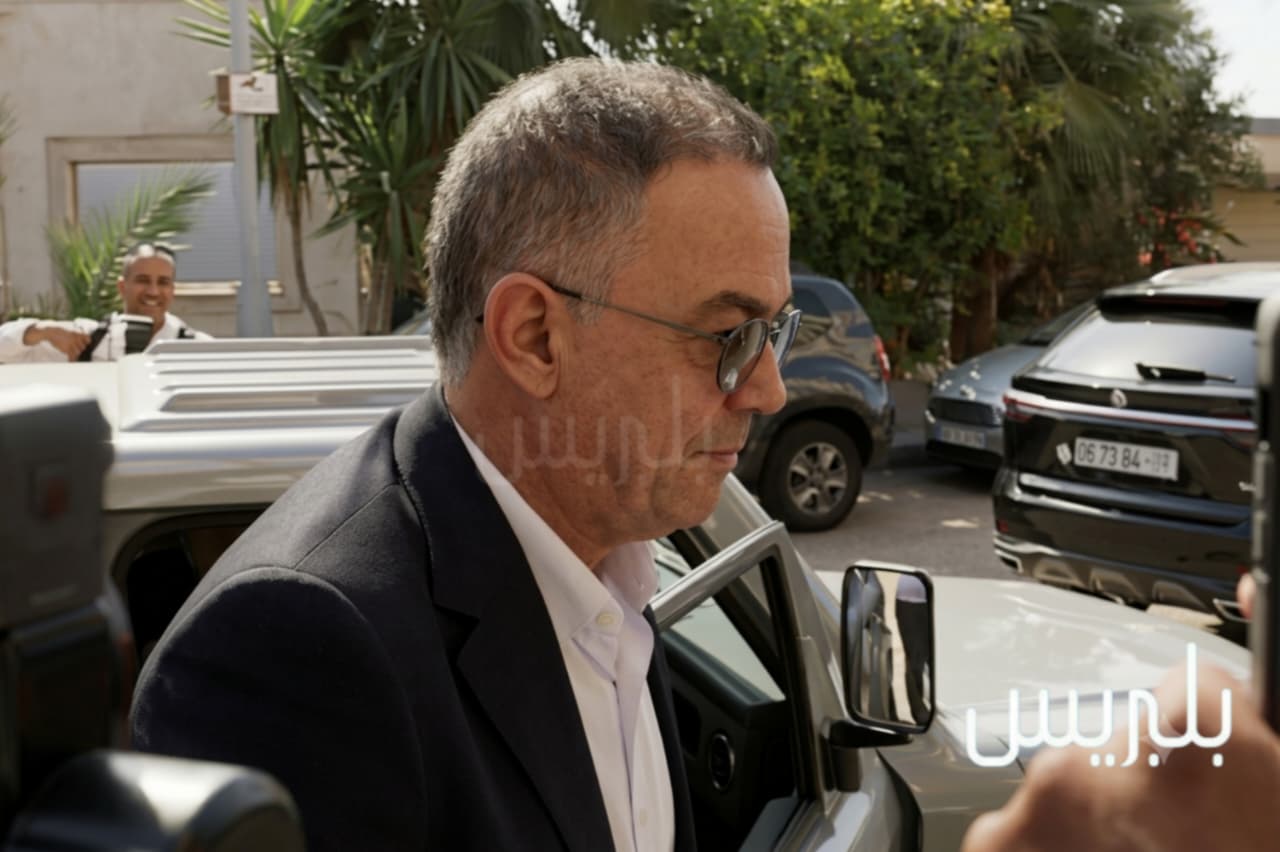 عاجل..لقجع يحضر المجلس الوطني للبام في انتظار ترشحه رسميا(فيديو) عاجل..لقجع يحضر المجلس الوطني للبام في انتظار ترشحه رسميا(فيديو)