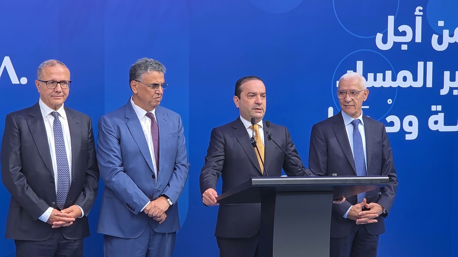 شوكي يتحدث عن حكومة المنصوري بكلام قابل للتأويل.. ماذا وراء التصريح؟(فيديو) شوكي يتحدث عن حكومة المنصوري بكلام قابل للتأويل.. ماذا وراء التصريح؟(فيديو)
