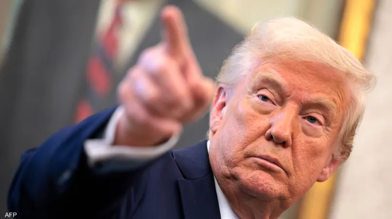 عاجل.. ترامب يصعد ضد طهران ويلوح بقصف موقع نووي عاجل.. ترامب يصعد ضد طهران ويلوح بقصف موقع نووي
