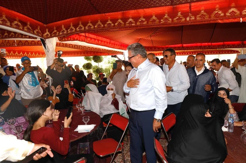 من تافراوت عزيز اخنوش يحكي مساره السياسي ويمرر رسائل لمن يهمه الامر من تافراوت عزيز اخنوش يحكي مساره السياسي ويمرر رسائل لمن يهمه الامر