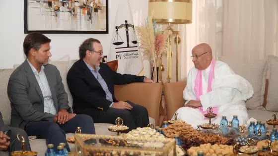 بعثة أمريكية تلتقي ولد الرشيد بالعيون قبيل اقتراع 23 شتنبر بعثة أمريكية تلتقي ولد الرشيد بالعيون قبيل اقتراع 23 شتنبر